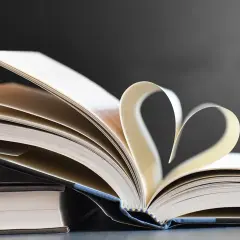 Czym jest literatura piękna? Kluczowe cechy i znaczenie w literaturze