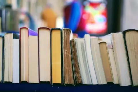 Najlepsze książki do przeczytania z literatury czeskiej, które zachwycą