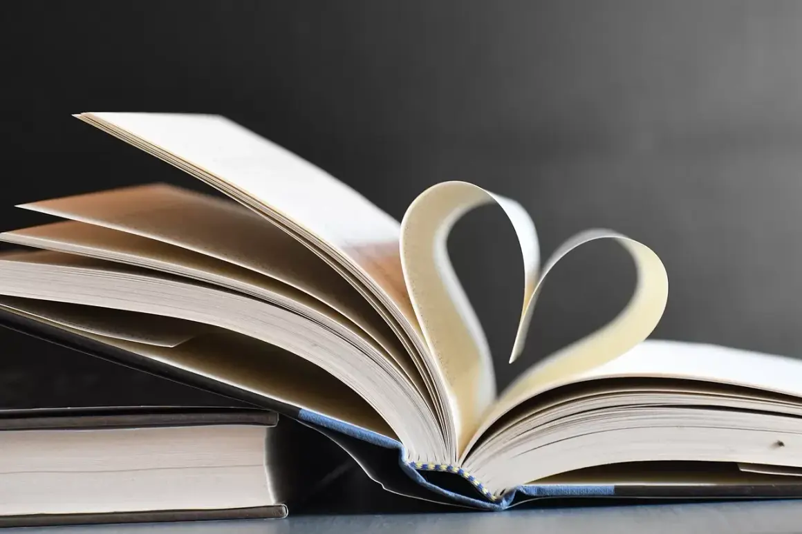 Czym jest literatura piękna? Kluczowe cechy i znaczenie w literaturze